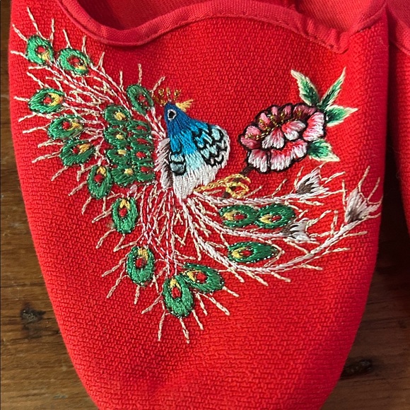 Vintage Red Embroidered Peacock Slippers | Chinese Style House Shoes | Size 6 - Picture 2 of 4